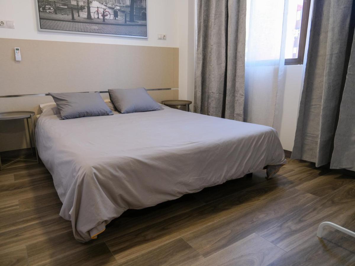 Alianza Suites Мадрид Экстерьер фото
