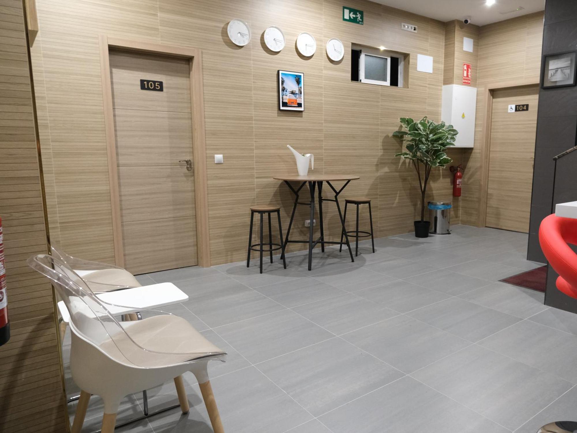 Alianza Suites Мадрид Экстерьер фото