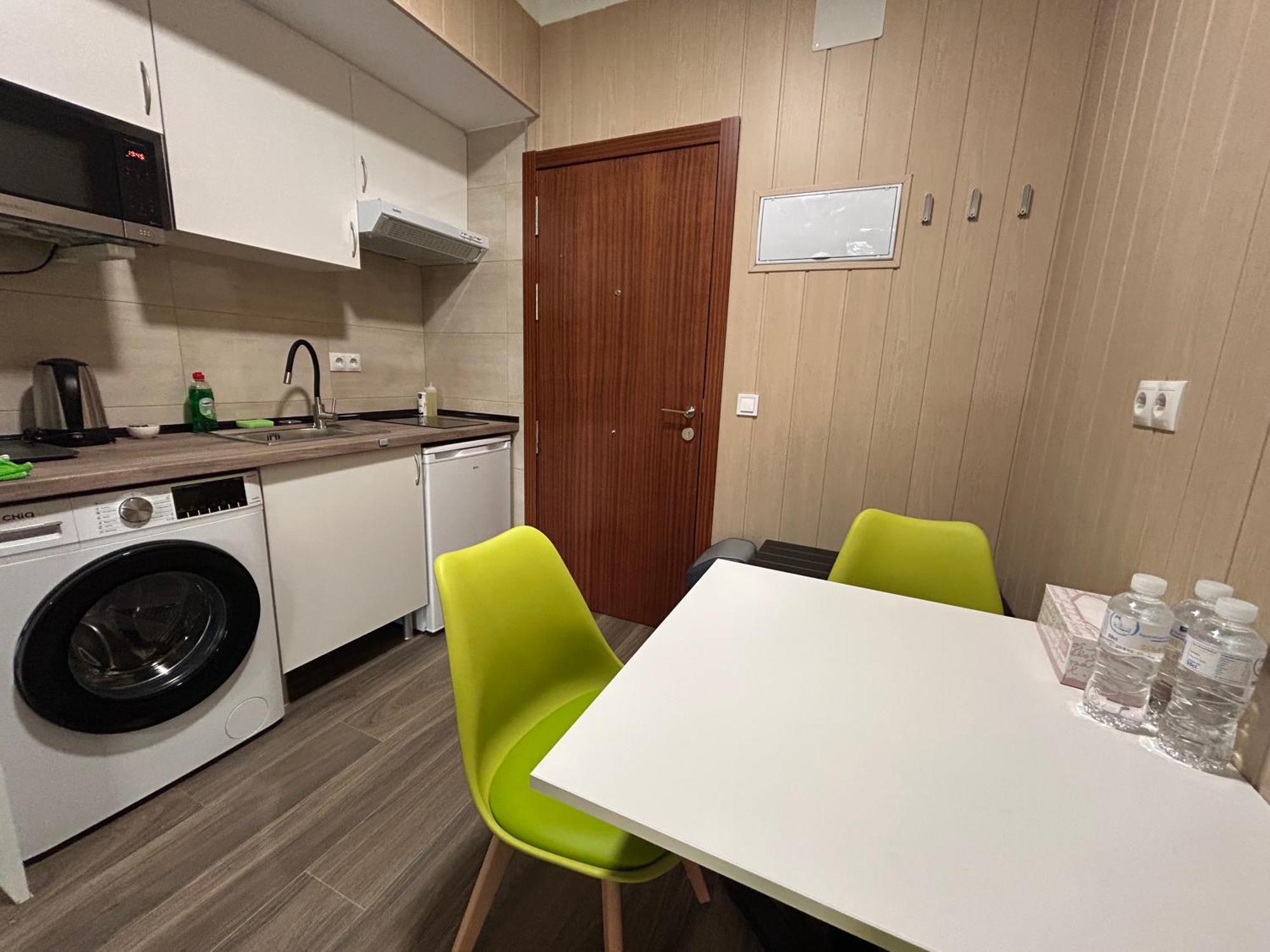 Alianza Suites Мадрид Экстерьер фото